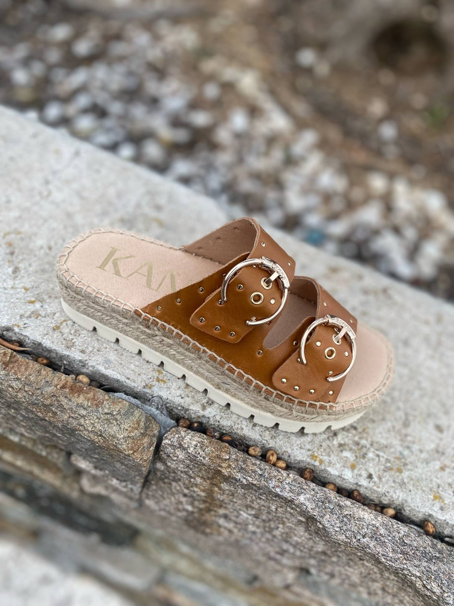 MULE CUIR KV25017 By KANNA