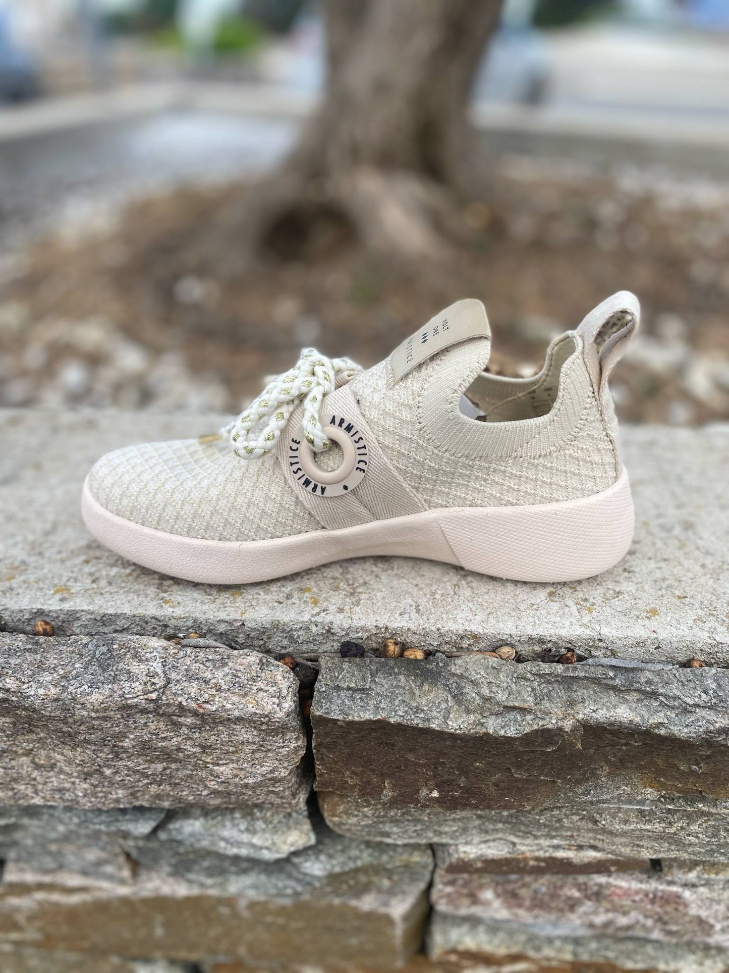 BASKET ONEV By NO NAME
