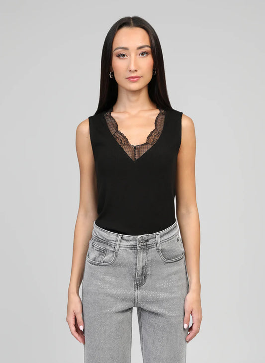 TOP DENTELLE COU ASTURIE By ANGE