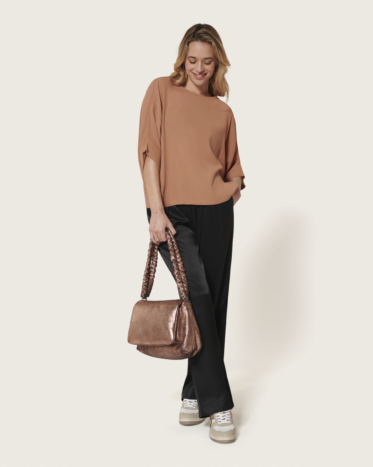 TOP DOS OUVERT BUCKLEY By KARMA KOMA
