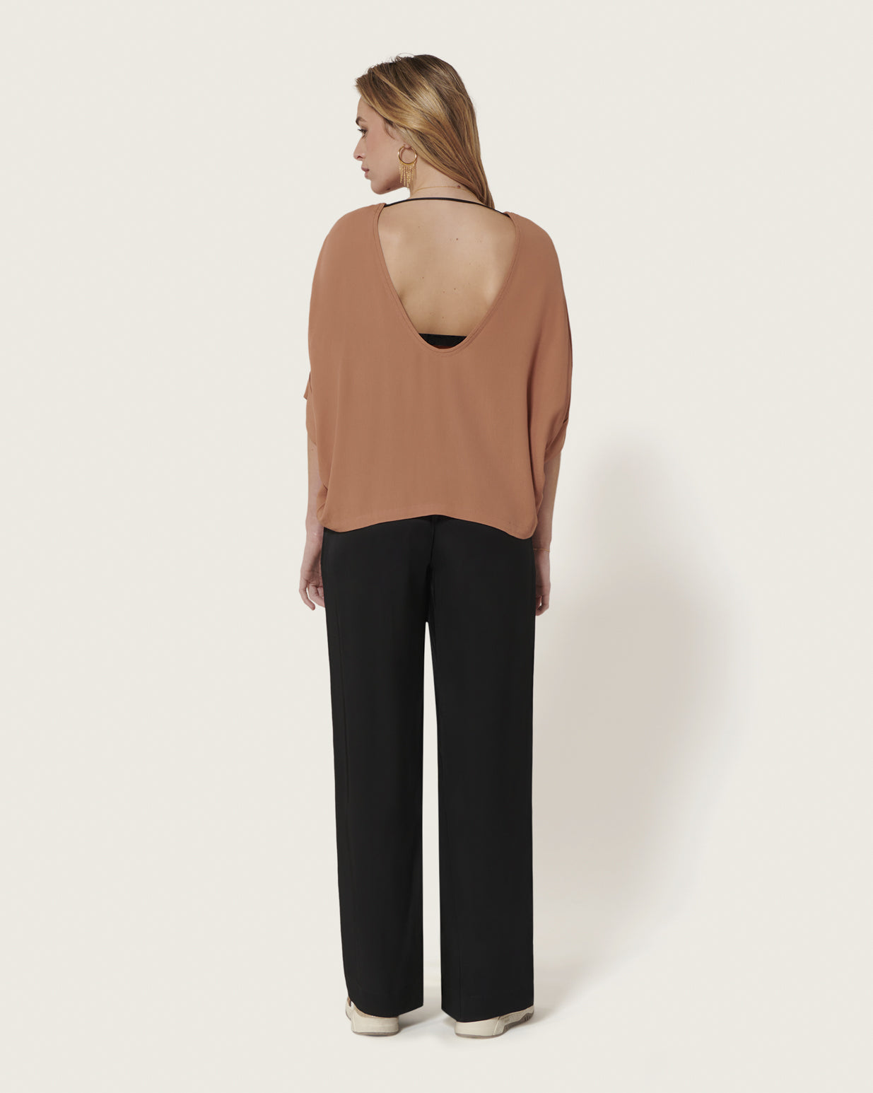 TOP DOS OUVERT BUCKLEY By KARMA KOMA