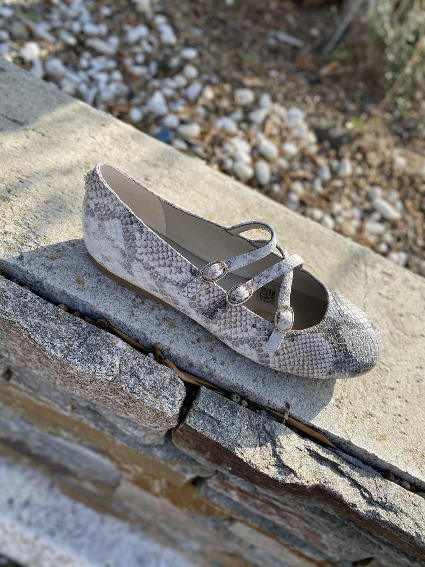BALLERINE CIREE 3 BRIDES FLTKAL By GUESS