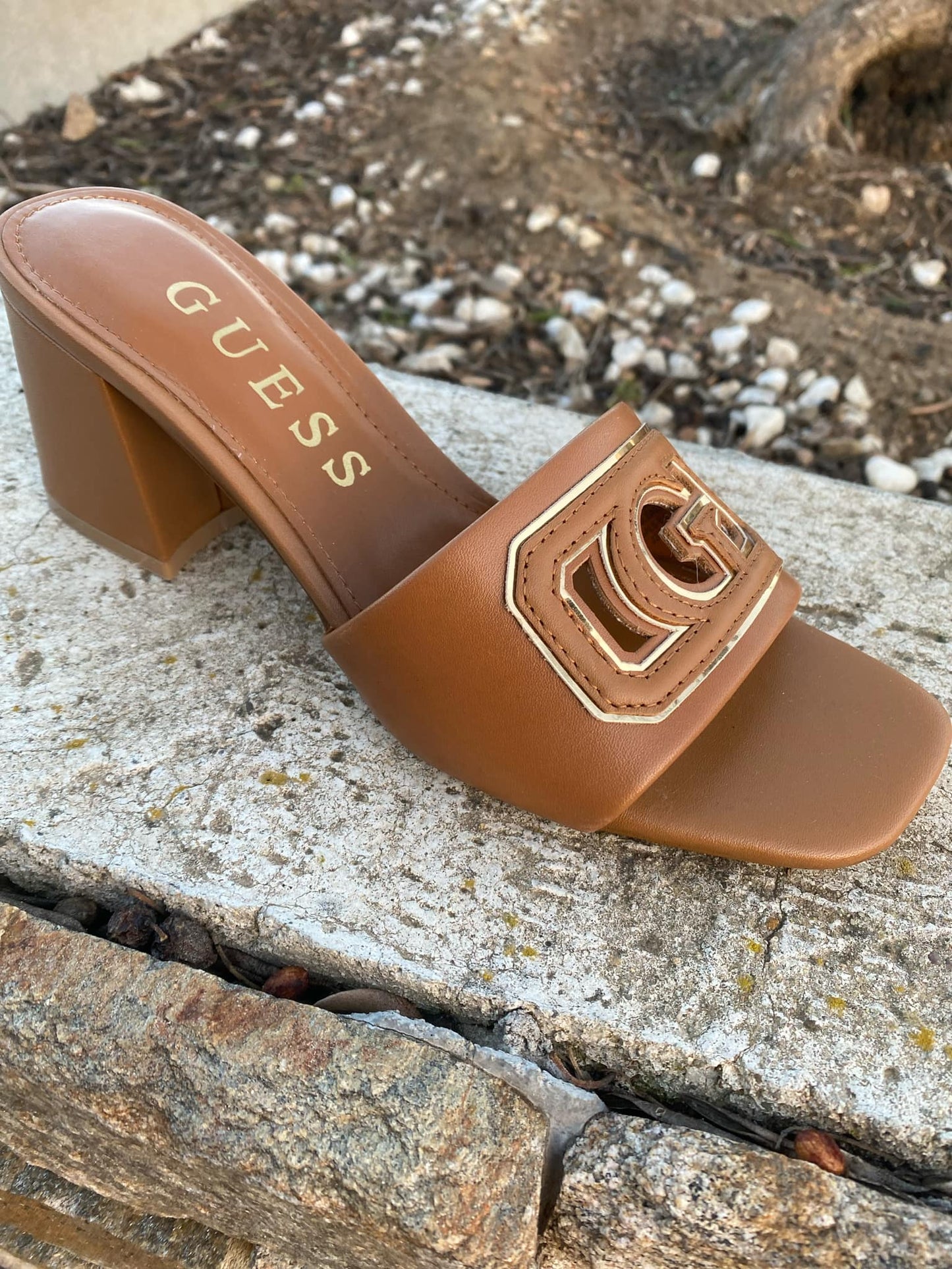 MULES TALON FLJGAS By GUESS