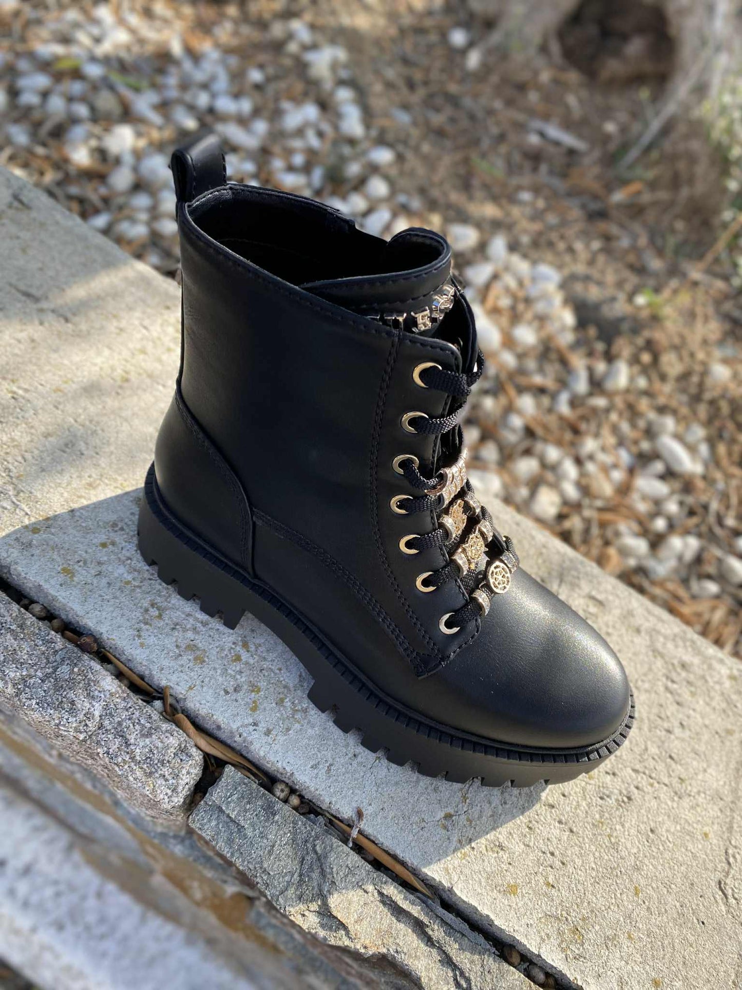 BOTTINE ARGENTEE FLTFNA By GUESS