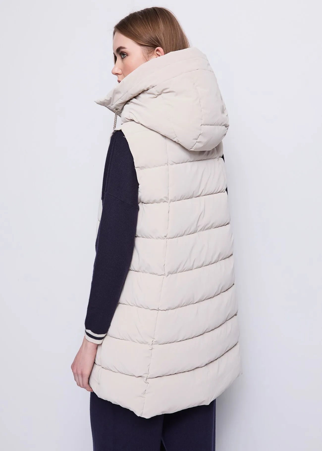 DOUDOUNE SANS MANCHE BD35008 By GAUDI