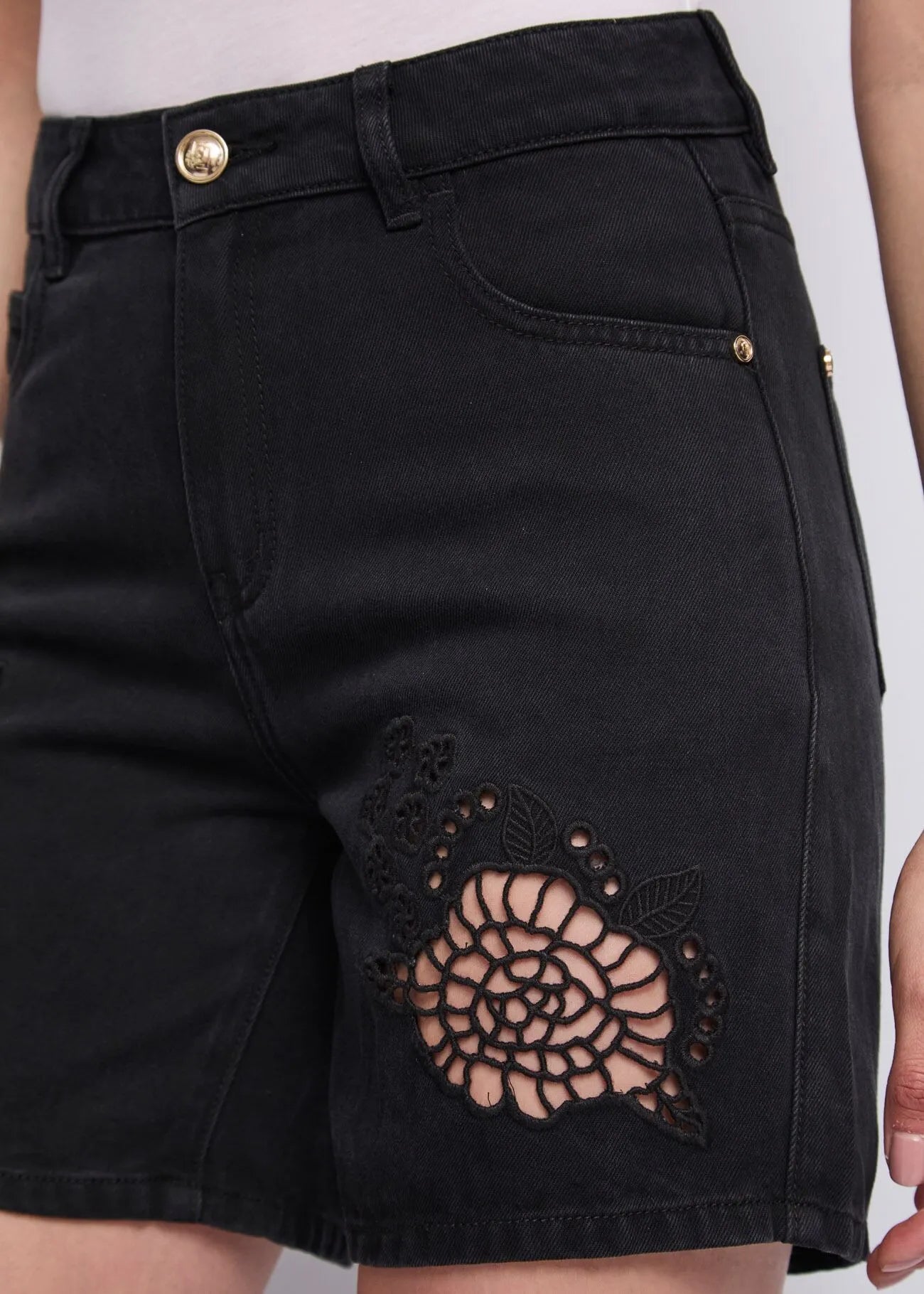 SHORT EN JEAN BD25041 By GAUDI