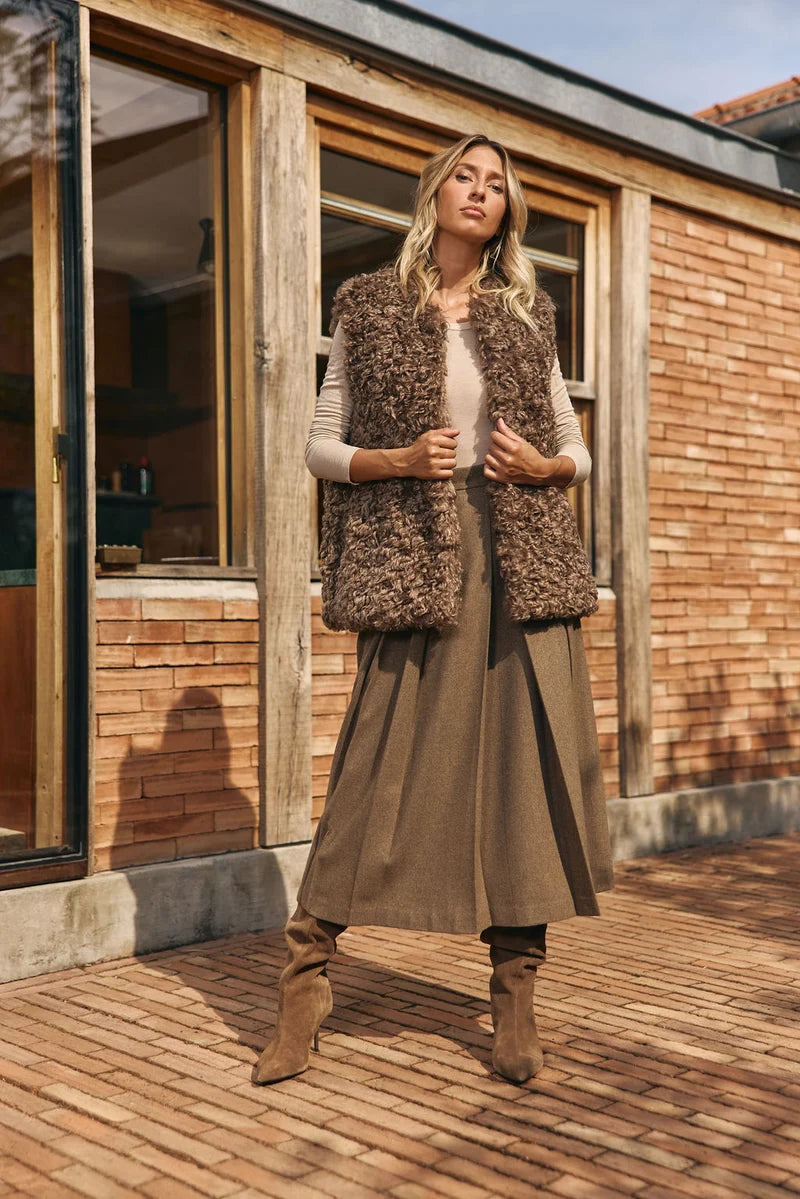 GILET BOUCLE SANS MANCHE SWAN By LAUREN VIDAL