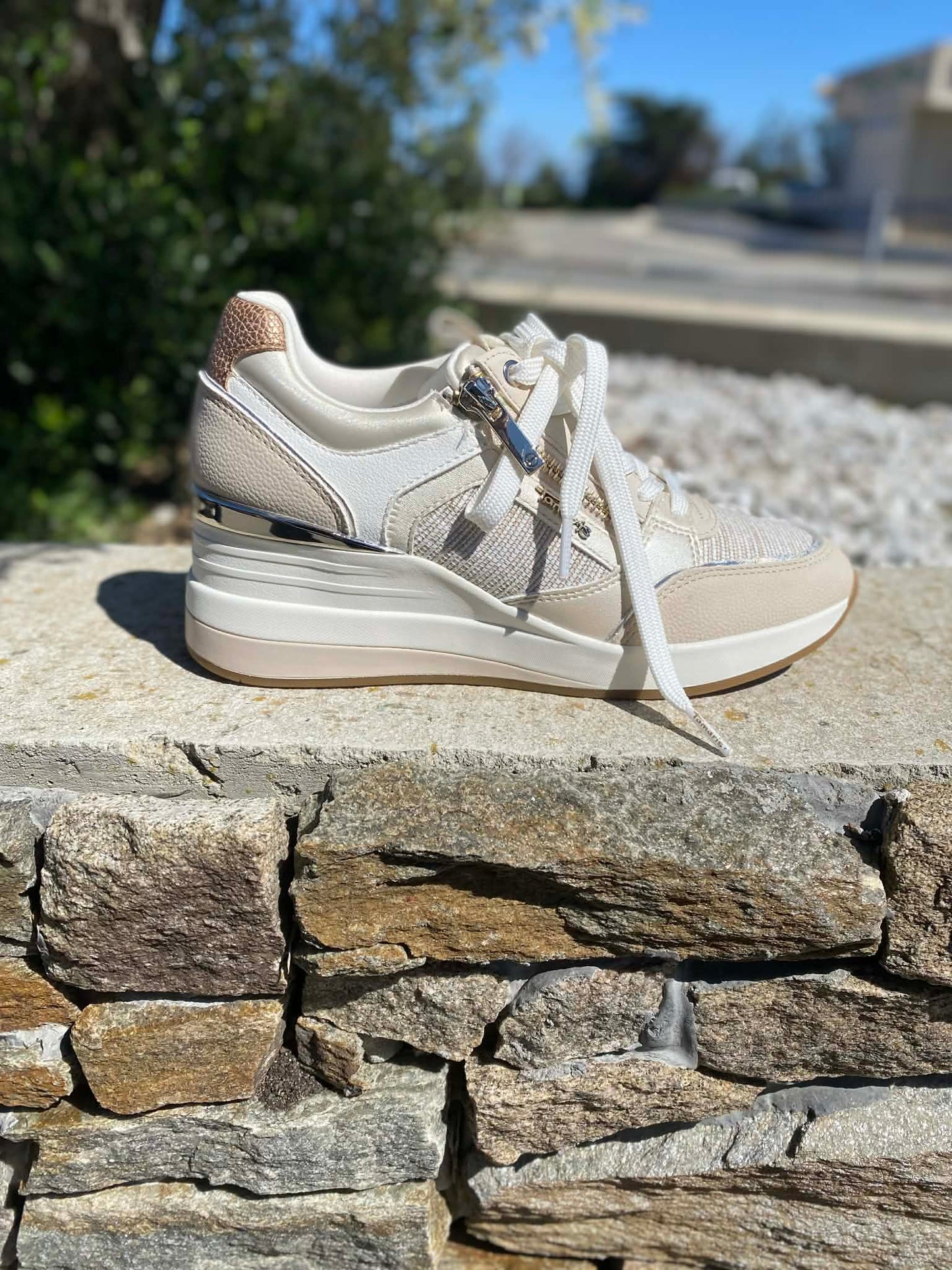 TENNIS ZIP BRILLANTE 27703 By TAMARIS