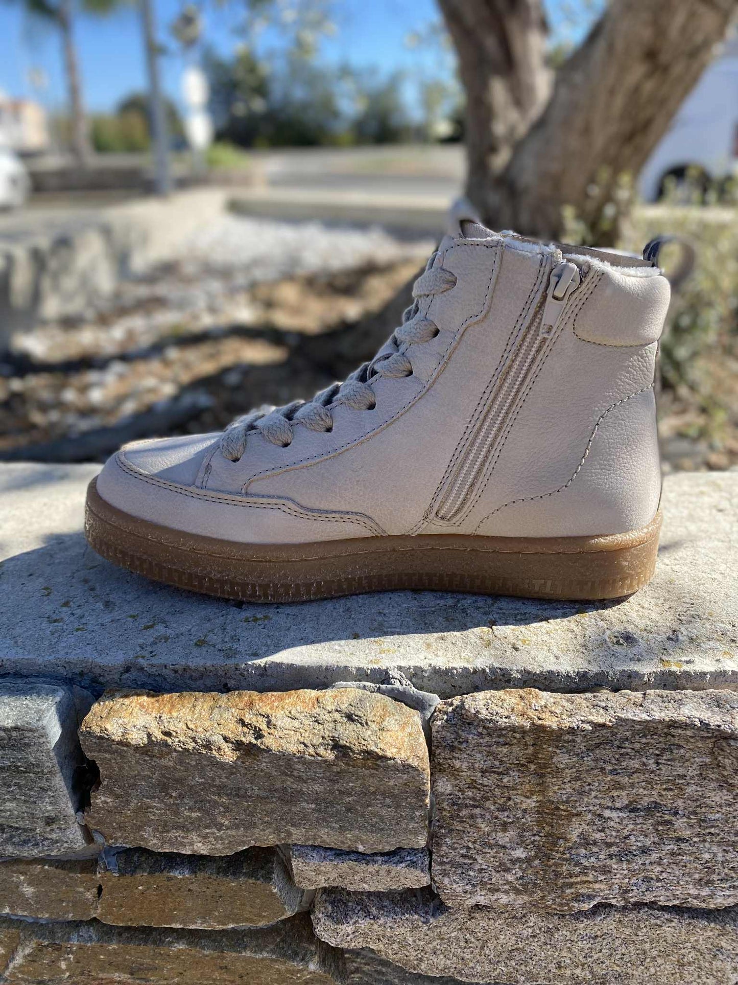 TENNIS MONTANTE 25203H By TAMARIS