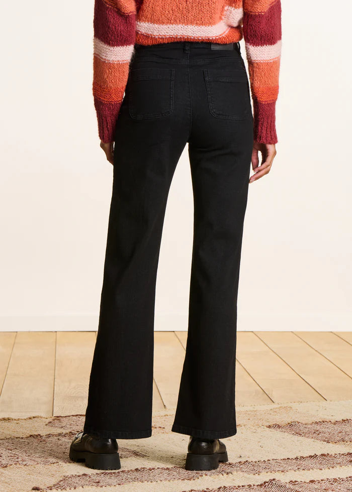 JEAN EKOU By LA FEE MARABOUTEE