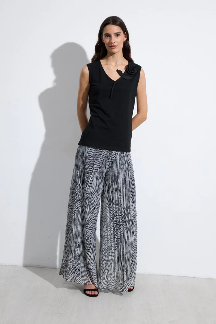 SHIRT S MANCHE FLEUR NOIR YUNCIOS By TINTA