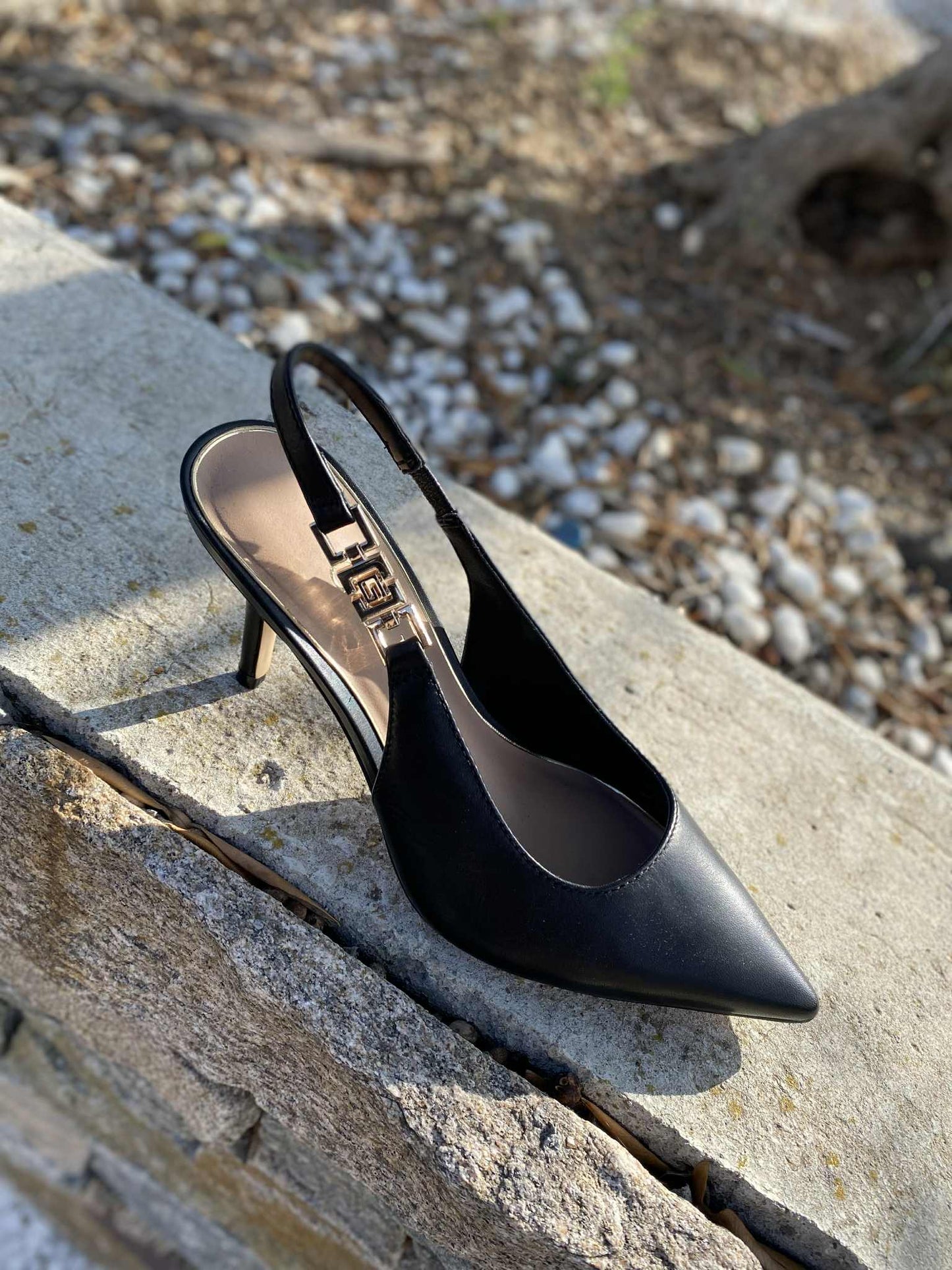 ESCARPIN G FLTNS4 By GUESS