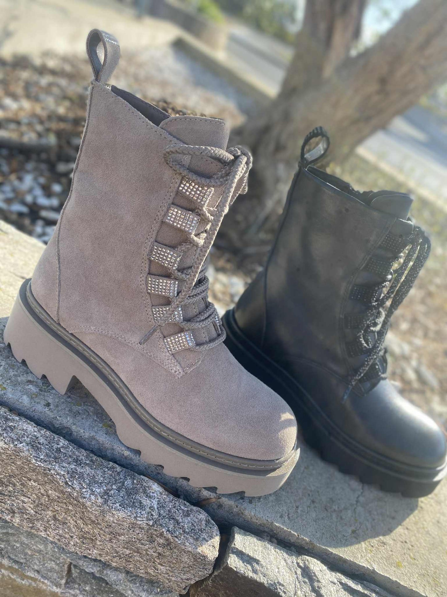 BOTTINE LACET STRASS SF2536S By TOSCABLU