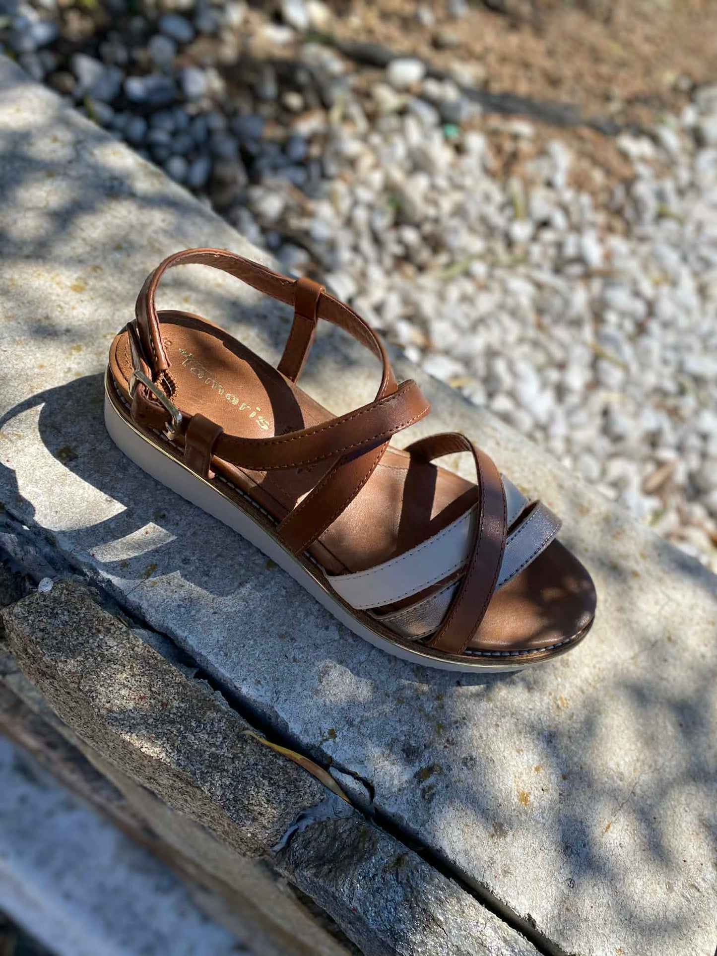SANDALE 3 BRIDES UNE BRIDE OR 28237 By TAMARIS